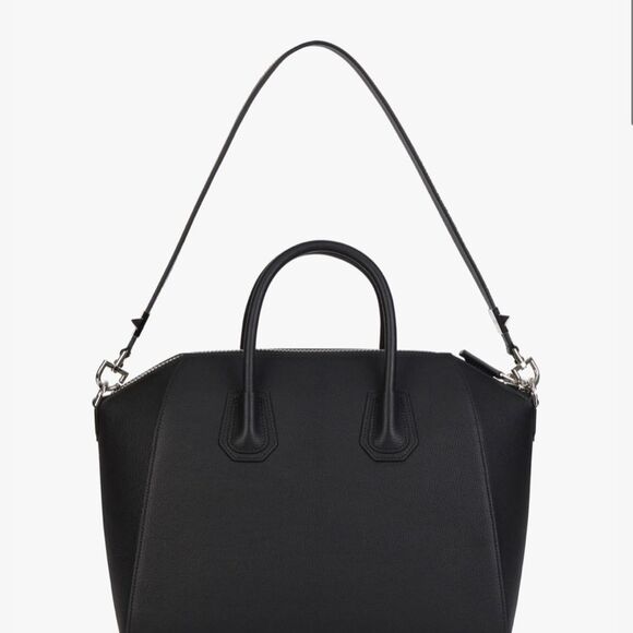 Givenchy Medium Antigona bag in grained leather - Picture 2 of 2